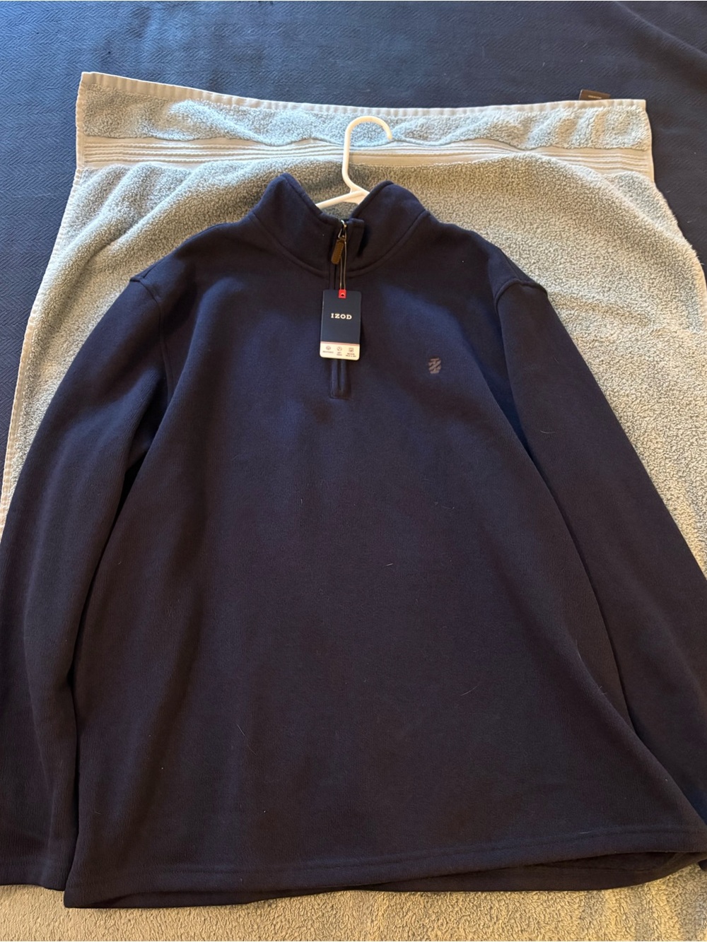 Izod Men’s Navy Half-Zip Pullover